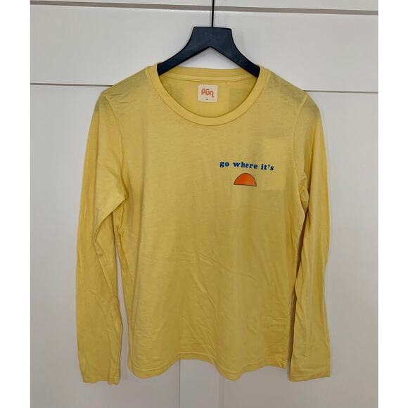 Warm Fun Go Where It's Sun Tee in Yellow Medium Pullover Long Sleeve Printed